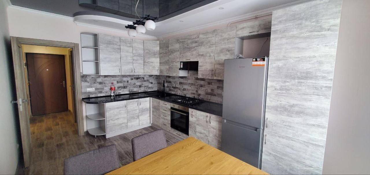Atlant Luxury Family Apart Поряд З Тц Депот, Безконтактне Заселення Czernowitz Exterior foto